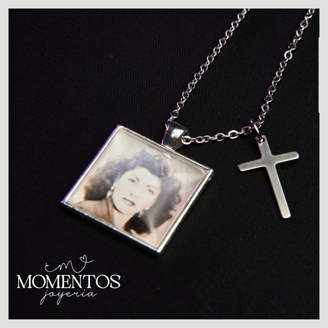 Collar Una Vista Cuadrado con Fotografía Personalizada