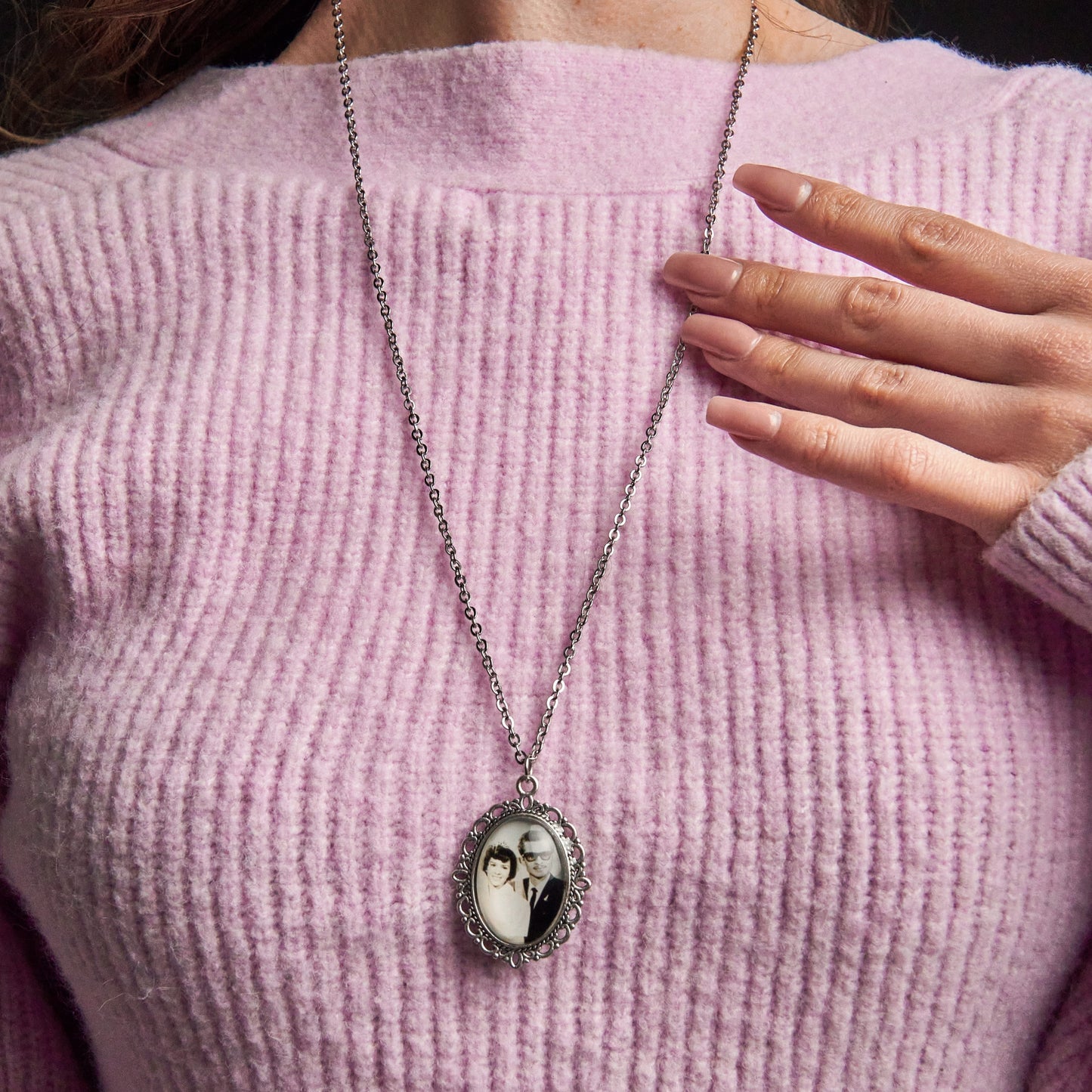 Collar Una Vista Ovalado con Fotografía Personalizada