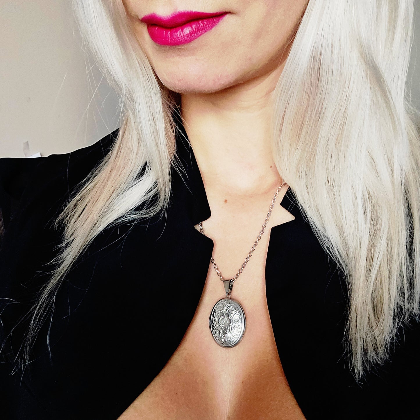 Collar Relicario Ovalado con Fotografía Personalizada