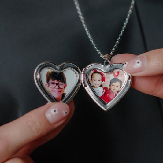 Collar Relicario Corazón con Fotografía Personalizada